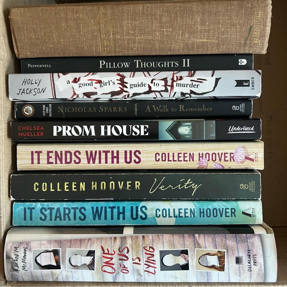Book bundle - Picture 2 of 2